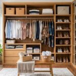 8 Ide Desain Lemari Pakaian: Solusi Ruangan Rapi dan Fungsional