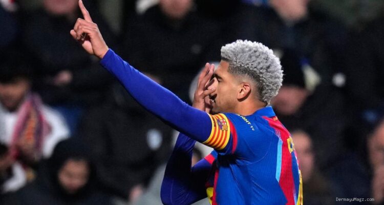 Alasan Hansi Flick Melepas Ronald Araujo ke Liverpool Terungkap