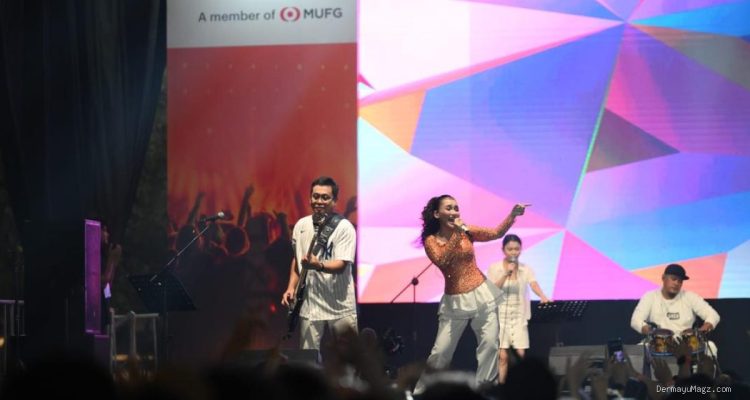 Ayu Ting Ting dan Hiroaki Kato Sukses Guncang Danamon Festival