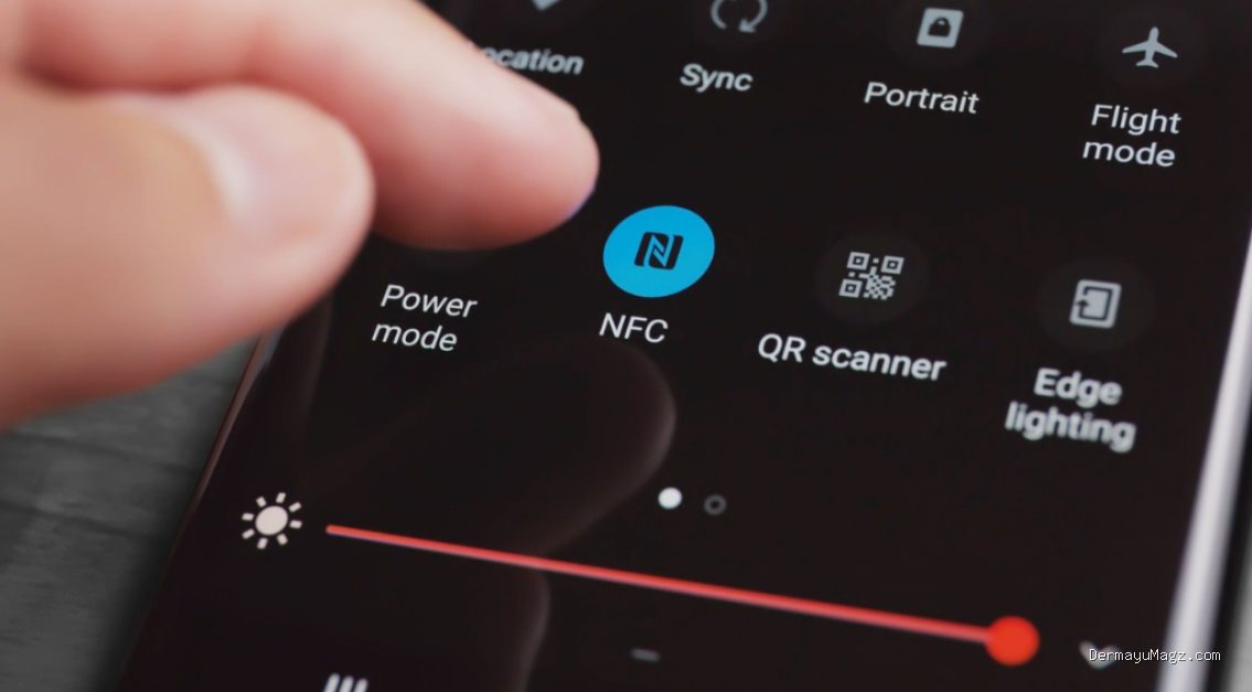 Photo by esatu.id - Cara Cek Fitur NFC di HP Android dan iPhone dengan Mudah