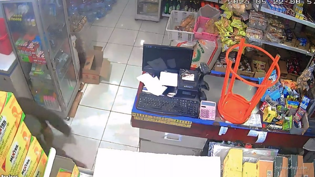 Curi Emas di BRI Link Tukdana Indramayu, Pelaku Terekam CCTV Ditangkap