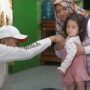Dedi Mulyadi Bantu Keluarga Warsilah di Indramayu, Haru Urus 5 Balita Kembar