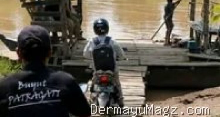 Indramayu Tak Bisa Bicara, Tak Berarti Tak Berdaya: 20 Tahun Kisah Warga Indramayu Menarik Perahu di Sungai Cimanuk 10 Agustus 2026, 17:43 WIB