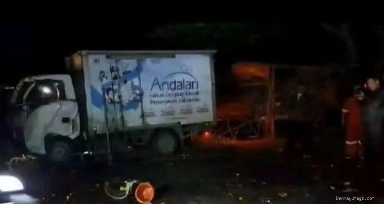 Kecelakaan Maut Karangampel: 3 Kendaraan Ringsek, Sopir Terjepit