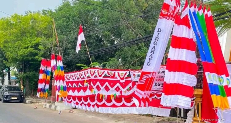Pasar Bendera Indramayu Jelang HUT ke-81 RI: Pedagang Raup Rp20 Juta