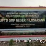 Pendidikan Klarifikasi Komite SMPN 1 Losarang: Paket Seragam Rp875 Ribu Sifatnya Facilitasi, Tidak Ada Paksaan 7 Agustus 2026, 11:09 WIB