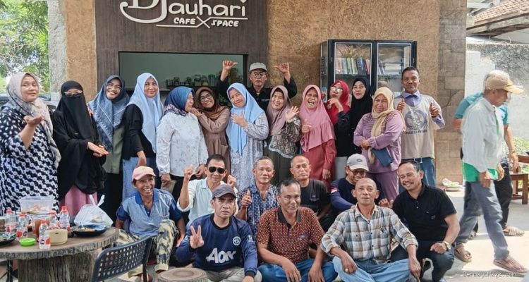 Reuni Akbar SMP Muhammadiyah Haurgeulis 84: Nostalgia 42 Tahun di Cafe Djauhari
