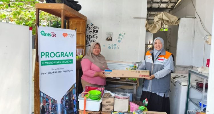 Rumah Zakat dan ROIS OJK Berdayakan Ekonomi Lewat Modal Usaha