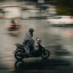Photo by Pew Nguyen via Pexels - Tips Memilih Jas Hujan Motor Terbaik Agar Tetap Kering & Aman