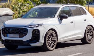 audi-sq3-tampil-tanpa-kamuflase-mengulas-evolusi-desain-terbarunya-62733 Audi SQ3 Tampil Tanpa Kamuflase, Mengulas Evolusi Desain Terbarunya
