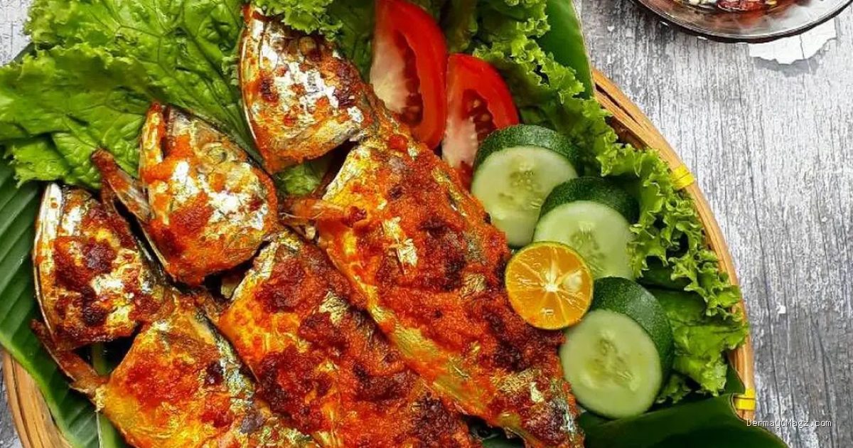 Photo by perumperindo.co.id - Bumbu Marinate Ikan Kembung Bakar Kunyit Wangi Bakaran Arang Kelapa