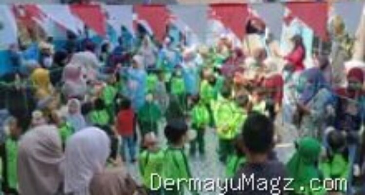 HUT RI ke-81: Keseruan Lomba Makan Kerupuk Siswa TK Aisyiyah Haurgeulis
