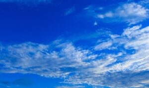 melihat-awan-untuk-relaksasi-cara-sederhana-mengurangi-stres-41845 Photo by pixabay.com - Melihat Awan untuk Relaksasi: Cara Sederhana Mengurangi Stres