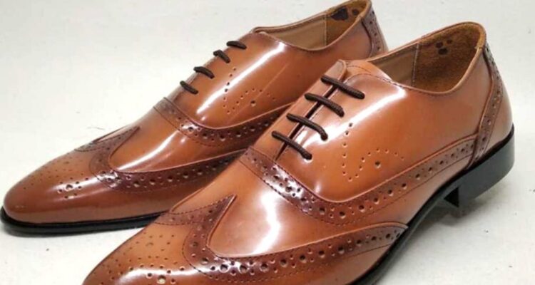 Photo by shopee.co.id - Panduan Memilih Sepatu Formal Pria yang Nyaman dan Elegan