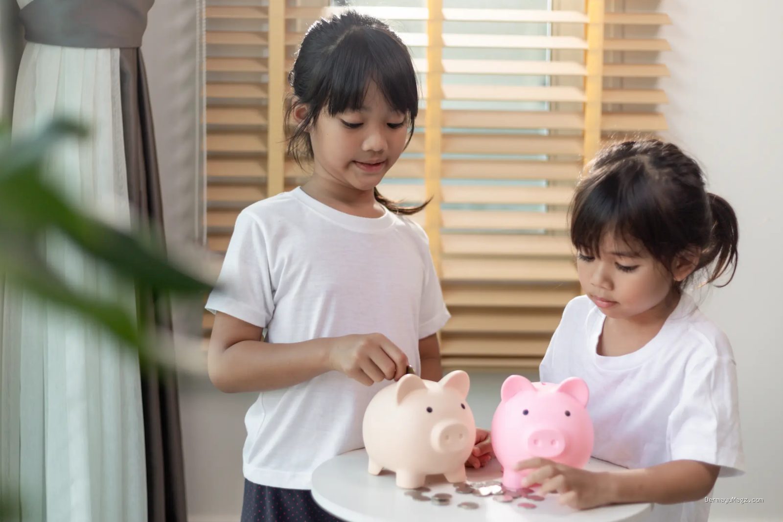 Photo by ruangmenyala.com - Panduan Mengajarkan Anak Menabung Sejak Dini untuk Masa Depan