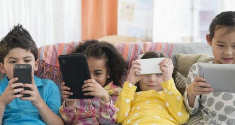 Photo by yoursay.suara.com - Panduan Mengajarkan Anak Menggunakan Gadget secara Bijak
