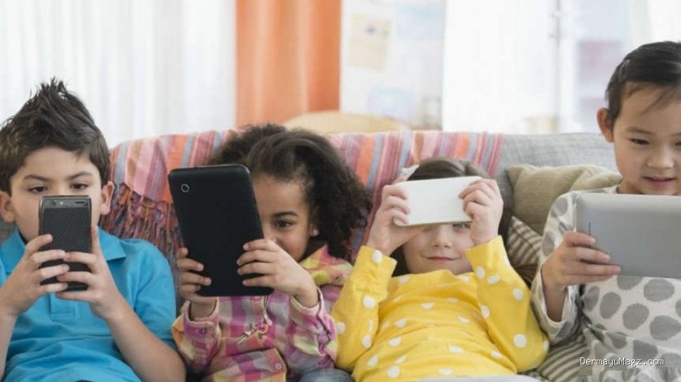 Photo by yoursay.suara.com - Panduan Mengajarkan Anak Menggunakan Gadget secara Bijak