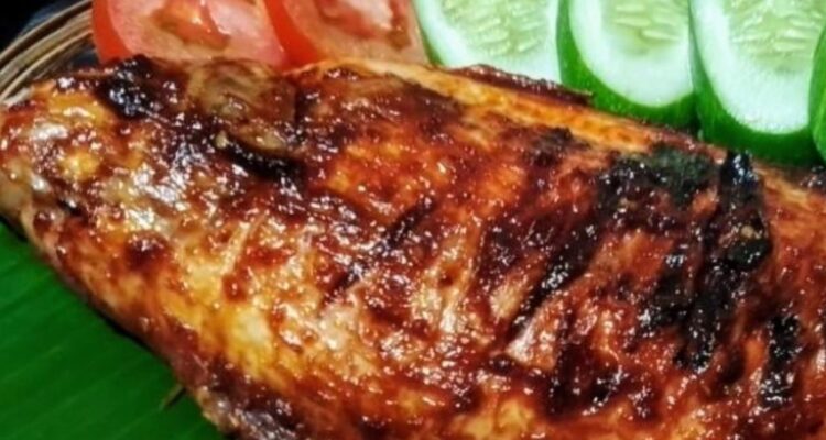Photo by shopee.co.id - Penyebab Daging Ikan Bakar Sering Lengket Menempel di Panggangan Kawat Besi
