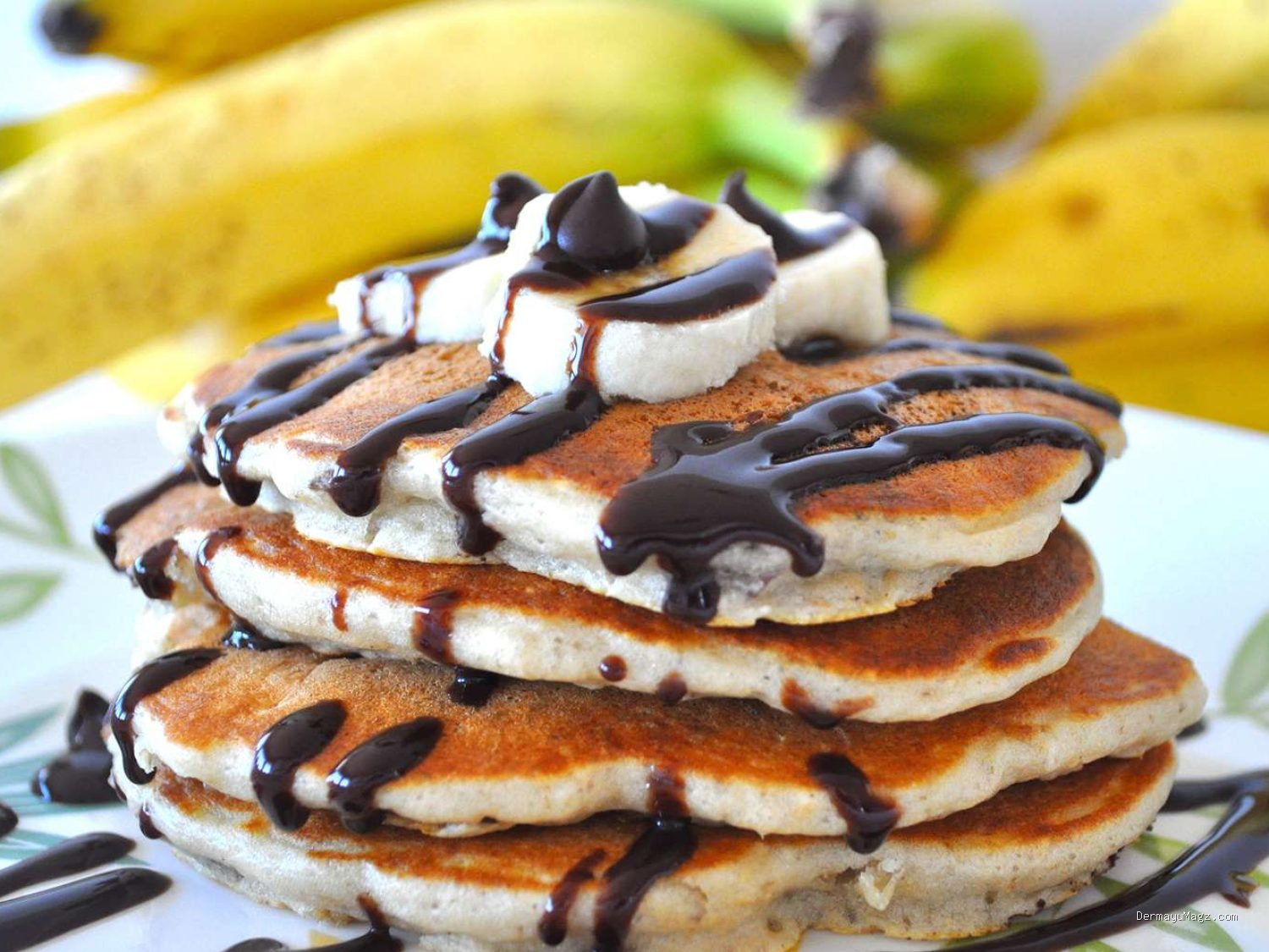 Photo by jurnalpemalang.co.id - Resep Pancake Pisang Coklat Lembut untuk Sarapan Praktis