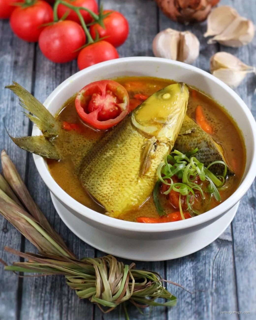 Photo by anekamenuresepi.blogspot.com - Resep Pindang Kuning Ikan Bandeng Presto Kuah Asam Pedas Segar