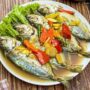 Photo by disway.id - Resep Pindang Serani Ikan Kembung Kuah Belimbing Wuluh Asam Menyegarkan