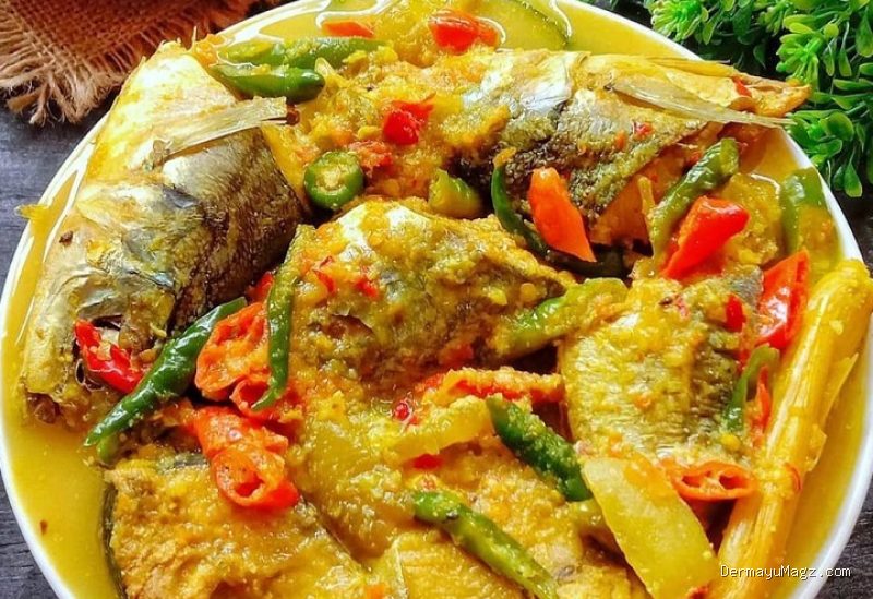 Resep Pindang Serani Ikan Kembung Kuah Belimbing Wuluh Asam Menyegarkan