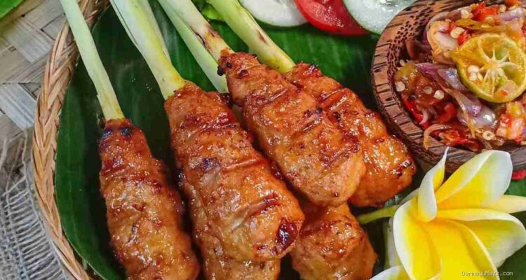 Photo by jadilaper.com - Resep Sate Lilit Ayam Khas Bali yang Gurih dan Praktis di Rumah