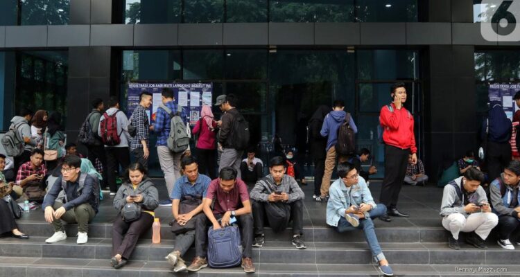 Strategi Efektif Beradaptasi di Hari Pertama Kerja bagi Pemula