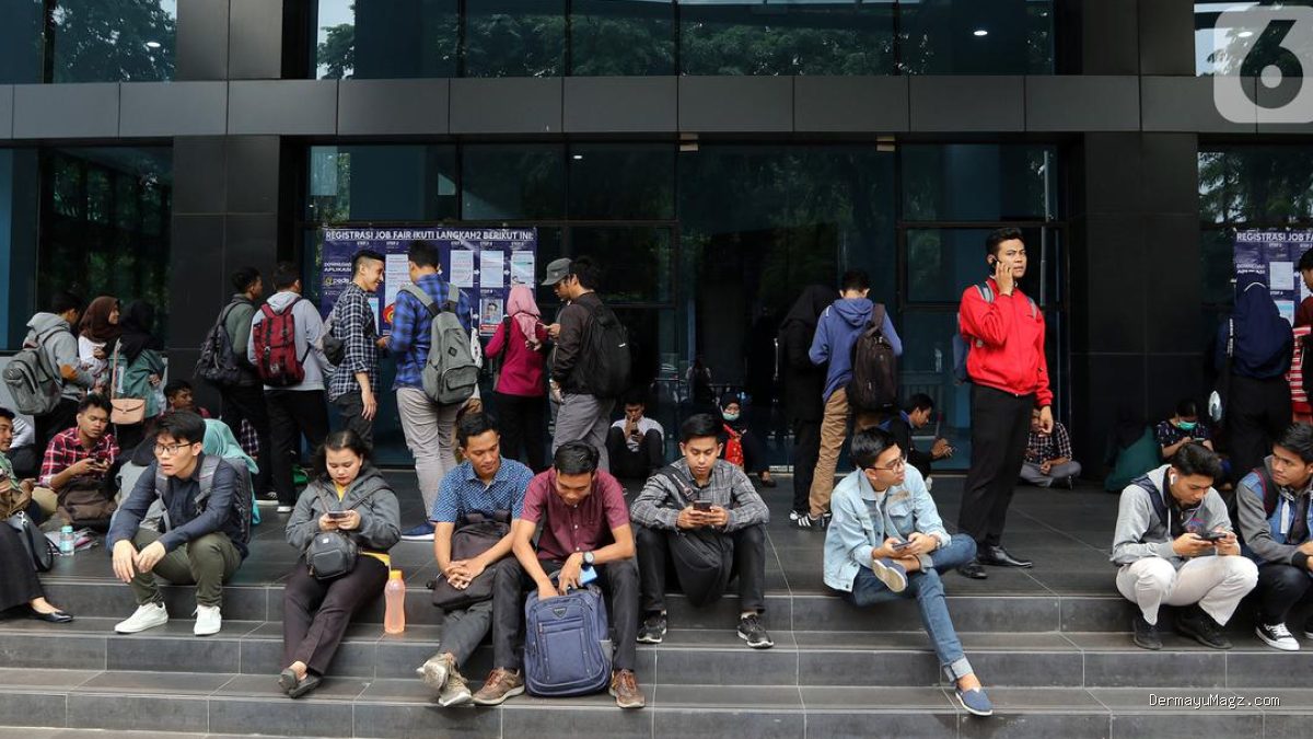 Strategi Efektif Beradaptasi di Hari Pertama Kerja bagi Pemula