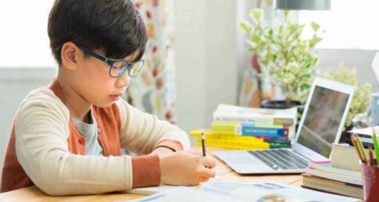 Photo by vectorpn.blogspot.com - Strategi Efektif Membuat Anak Fokus dan Nyaman Belajar di Rumah
