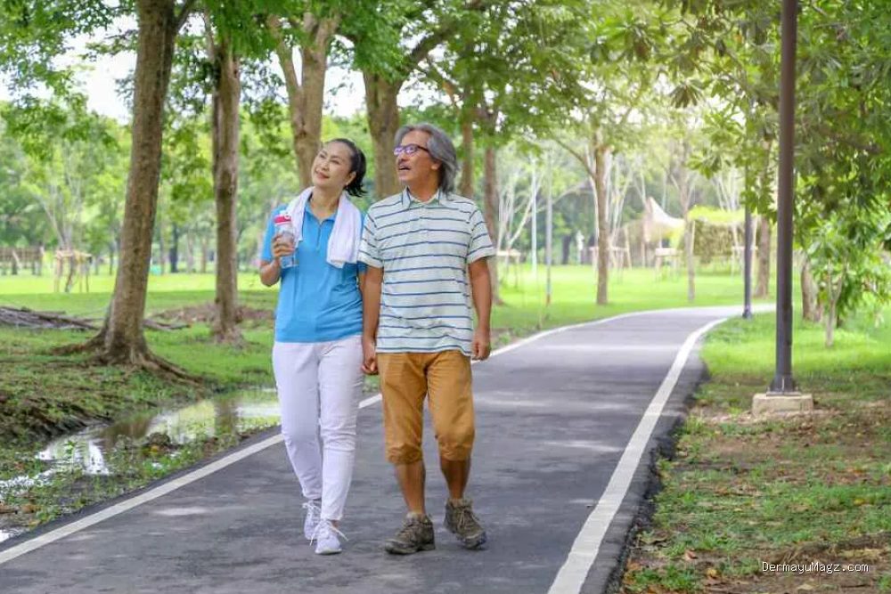 Photo by hellosehat.com - Tips Membangun Rutinitas Jalan Kaki yang Menyenangkan