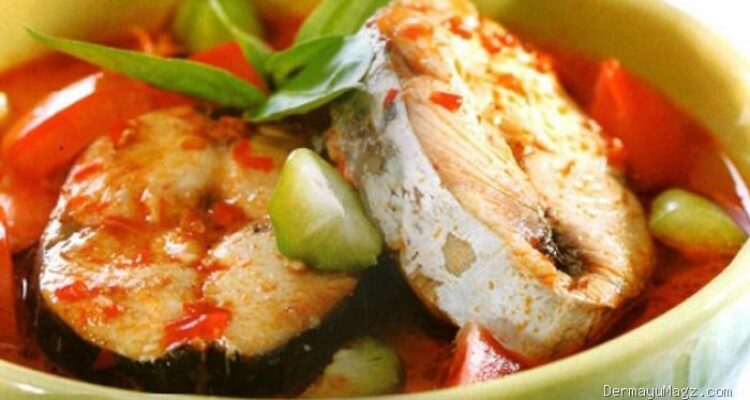 Photo by belajarmasak.github.io - Trik Mengolah Ikan Tongkol Pindang Rumahan Biar Dagingnya Lembut Gak Keras