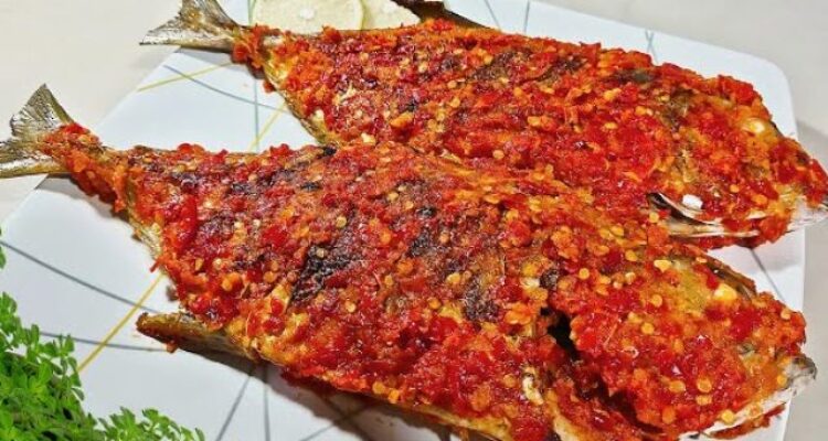 Photo by dapurbunda.id - Resep Ikan Kuwe Bakar Bumbu Rica-Rica Merah Pedas Nendang