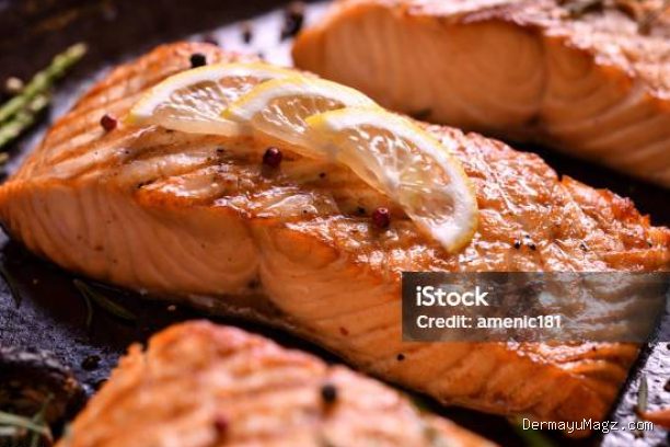 Photo by istockphoto.com - Resep Ikan Salmon Panggang Bumbu Rempah Nusantara Gurih Wangi