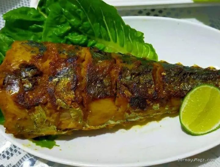 Resep Ikan Tenggiri Bakar Bumbu Kunyit Lengkuas Wangi Semerbak