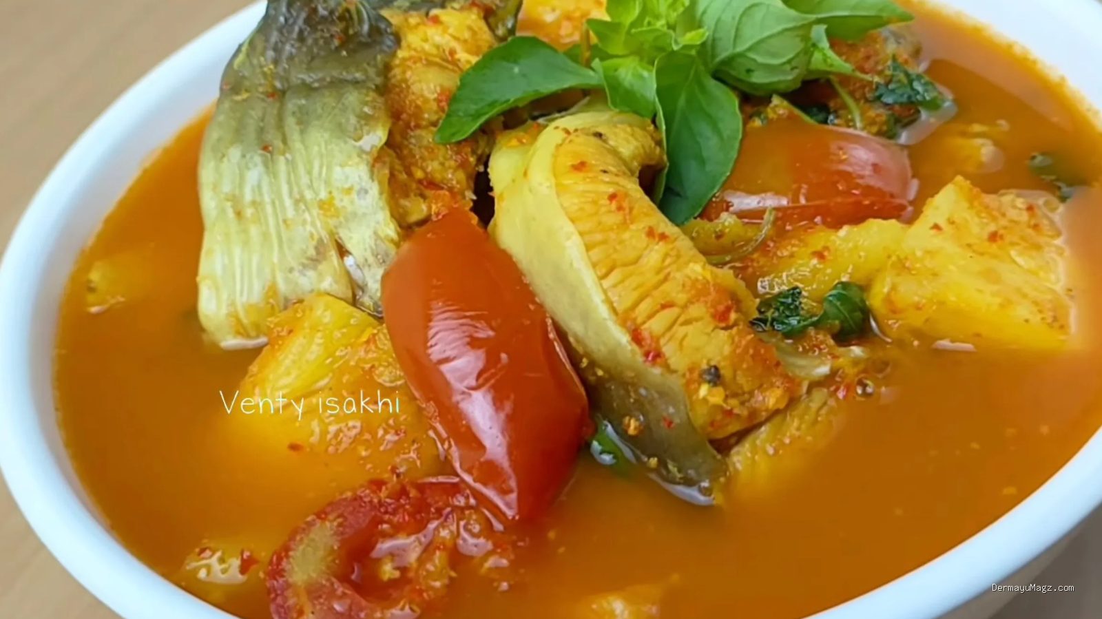 Photo by hiling.indozone.id - Resep Pindang Ikan Baung Bumbu Cabai Rawit Merah Khas Melayu
