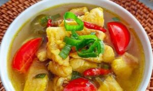 Photo by wartalombok.pikiran-rakyat.com - Resep Sup Ikan Dori Kuah Kemangi Tomat Ceri Paling Praktis untuk Anak