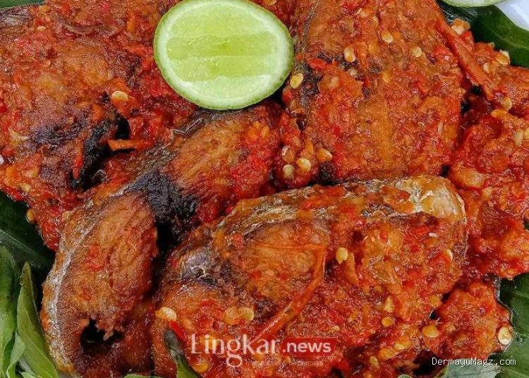 Trik Menghilangkan Bau Amis Ikan Tongkol Cue Pakai Parutan Jahe Merah